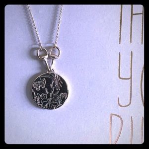 GUCCI- BUTTERFLY NECKLACE